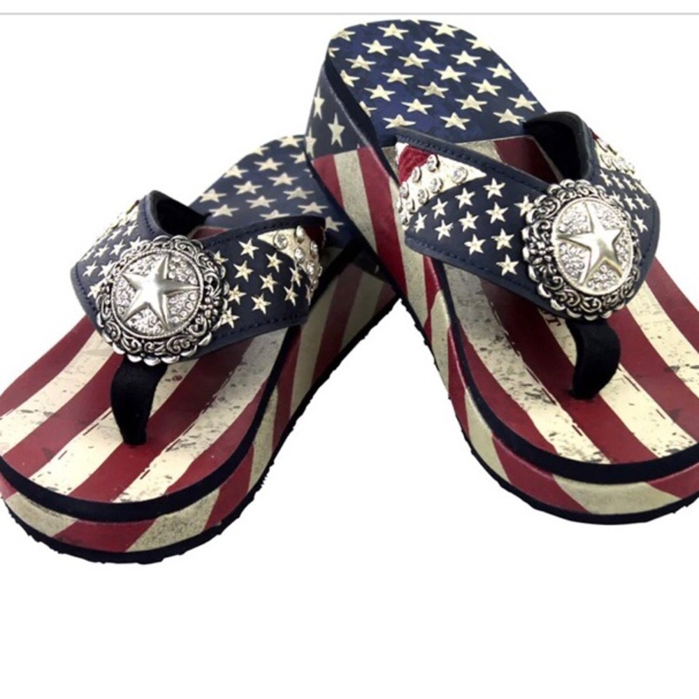Ladies Flip Flip Wedge Sandals, New! Size 9, Montana West